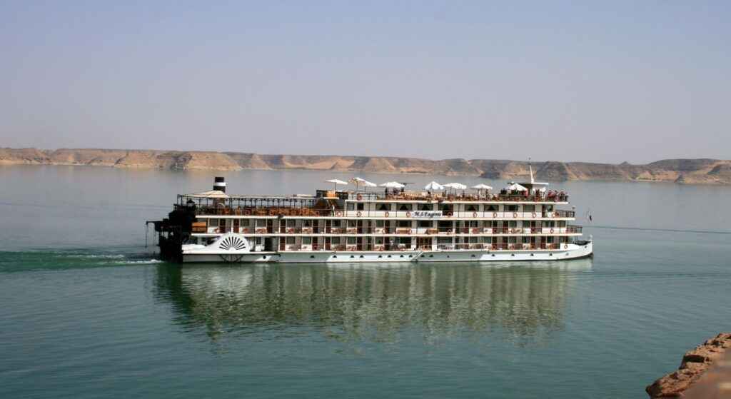 Viking Ptah & Sekhmet: Zwei neue Nilschiffe feiern Float-Out in Kairo