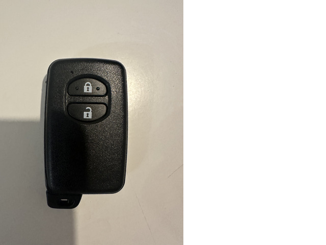 Nouvelle Clé vierge Toyota Avensis Prius