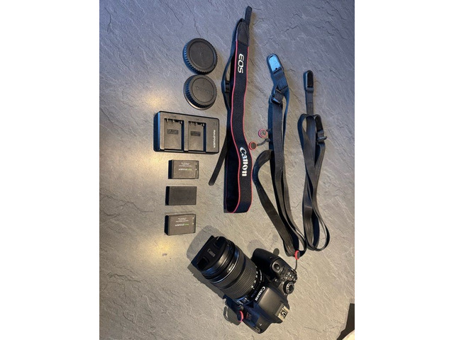 Canon 800D + 85mm 1.8 + 18-135mm