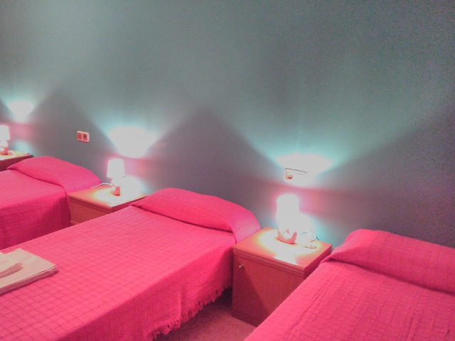 Moto GP 2026 Motorland Aragon, pisos disponibles