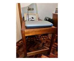 Mesa de escritório em madeira