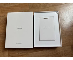 IPAD AIR 10.9” (2022) 5a Geração, 256 GO - WIFI - Cinzento Sideral