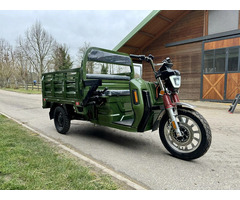 Triciclo elétrico homologado para estrada