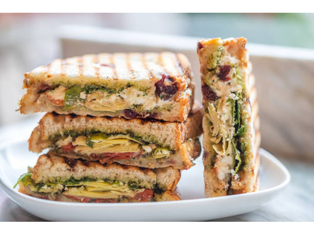 Famous Cafe in Rishikesh