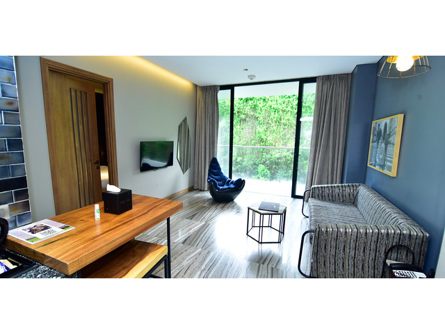 Book a Premium Suite Room in Pune for Relaxed Stays | Oxford Golf Resort