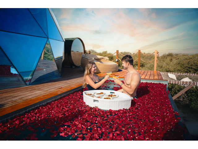 Best Resorts for Honeymoons Dubai | Beach Resort in Dubai