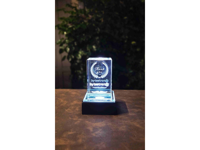 Fusion Crystals: Personalized 3D Photo Crystals, Mementos, Trophies & Awards