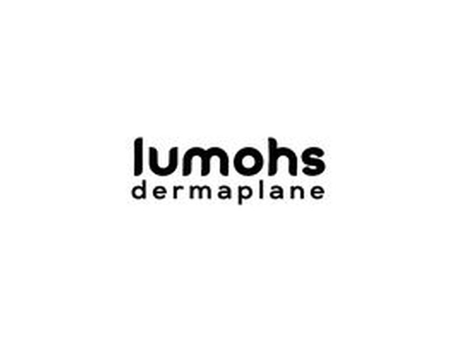 Best Professional Dermaplaning Tool - Lumohs Dermaplane