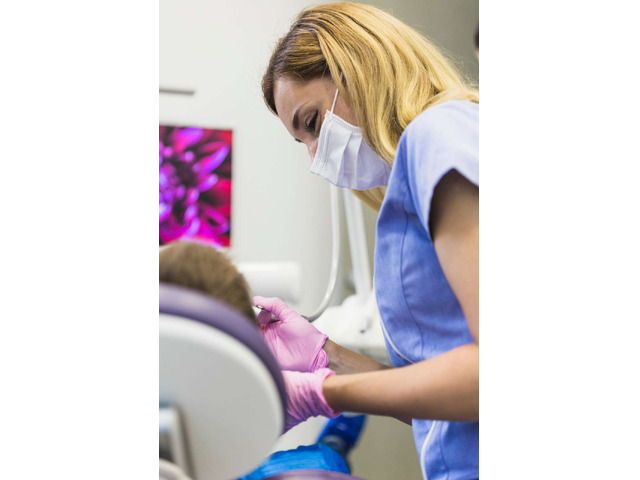 Gentle Tooth-Colored Fillings by Top California Dentists