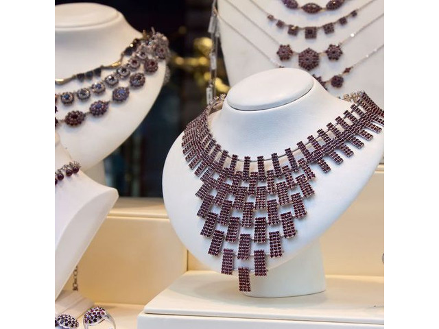 S & J Men's Suits and Alterations