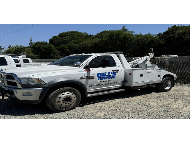 Premium Car Dent Repair & Auto Body Paint Experts in Petaluma!