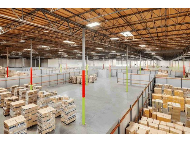 Flexible Warehouse Space at Cubework Goodyear with no hidden fees