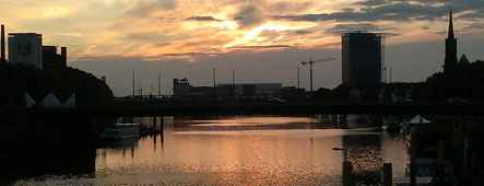 Weser bei Sonnenuntergang Bremen