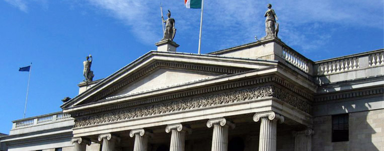 Die viel fotografierte Außenfassade