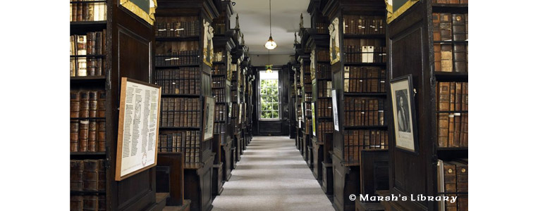 Einmal quer durch die Bücherei