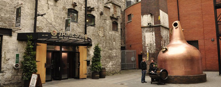 Eingangsbereich der Brennerei