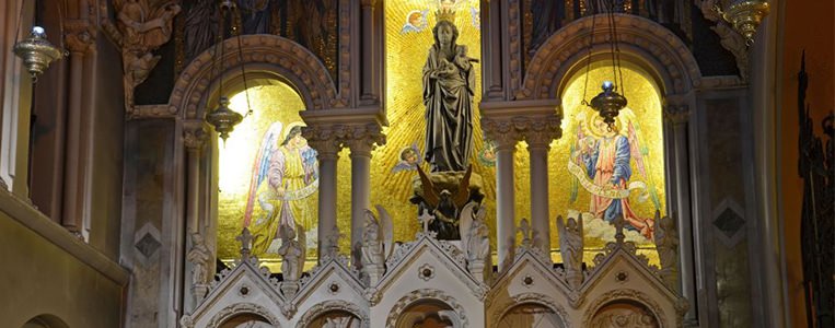 Ziel vieler Liebenden: Der Schrein des St. Valentin