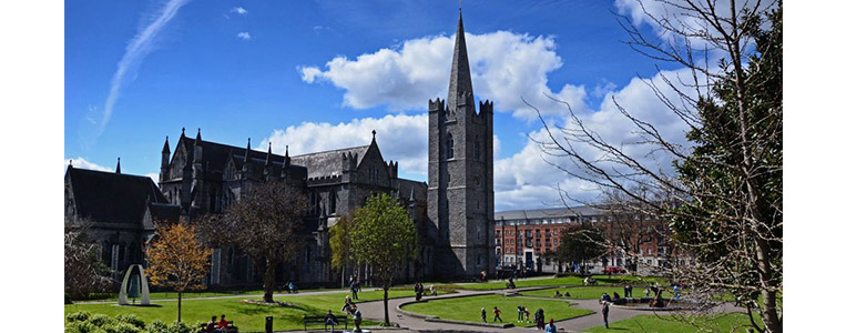St. Patrick's Cathedral mit Saint Patrick's Park