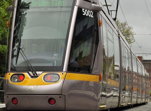 Erfolgsprojekt mit jährlich 30 Millionen Fahrgästen: Das Netzwerk der Dubliner Straßenbahn Luas wird demnächst ausgebaut.