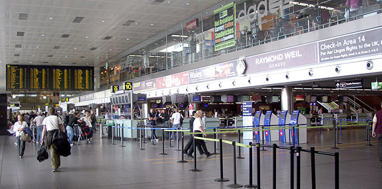 Flughafen