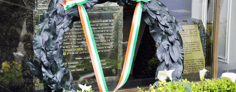 Gedenkstein zu Ehren der Kämpfer des Osteraufstandes