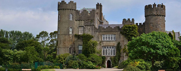 Das Malahide Castle – ehemaliger Privatbesitz und Wohnhaus der Talbot-Familie