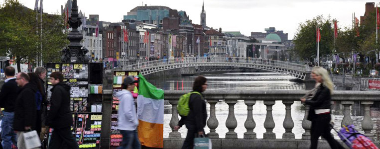 Blick von der O'Connell Bridge auf den Fluss Liffey
