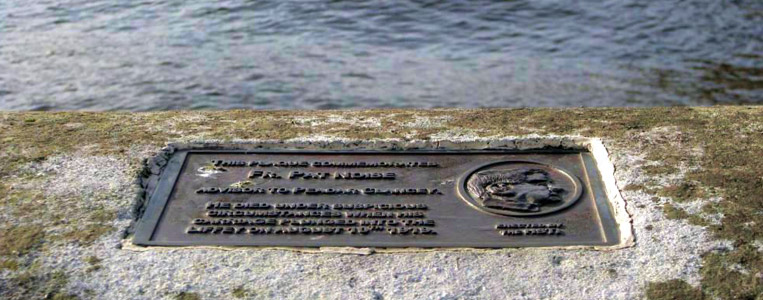 Die Plakette für Father Pat Noise