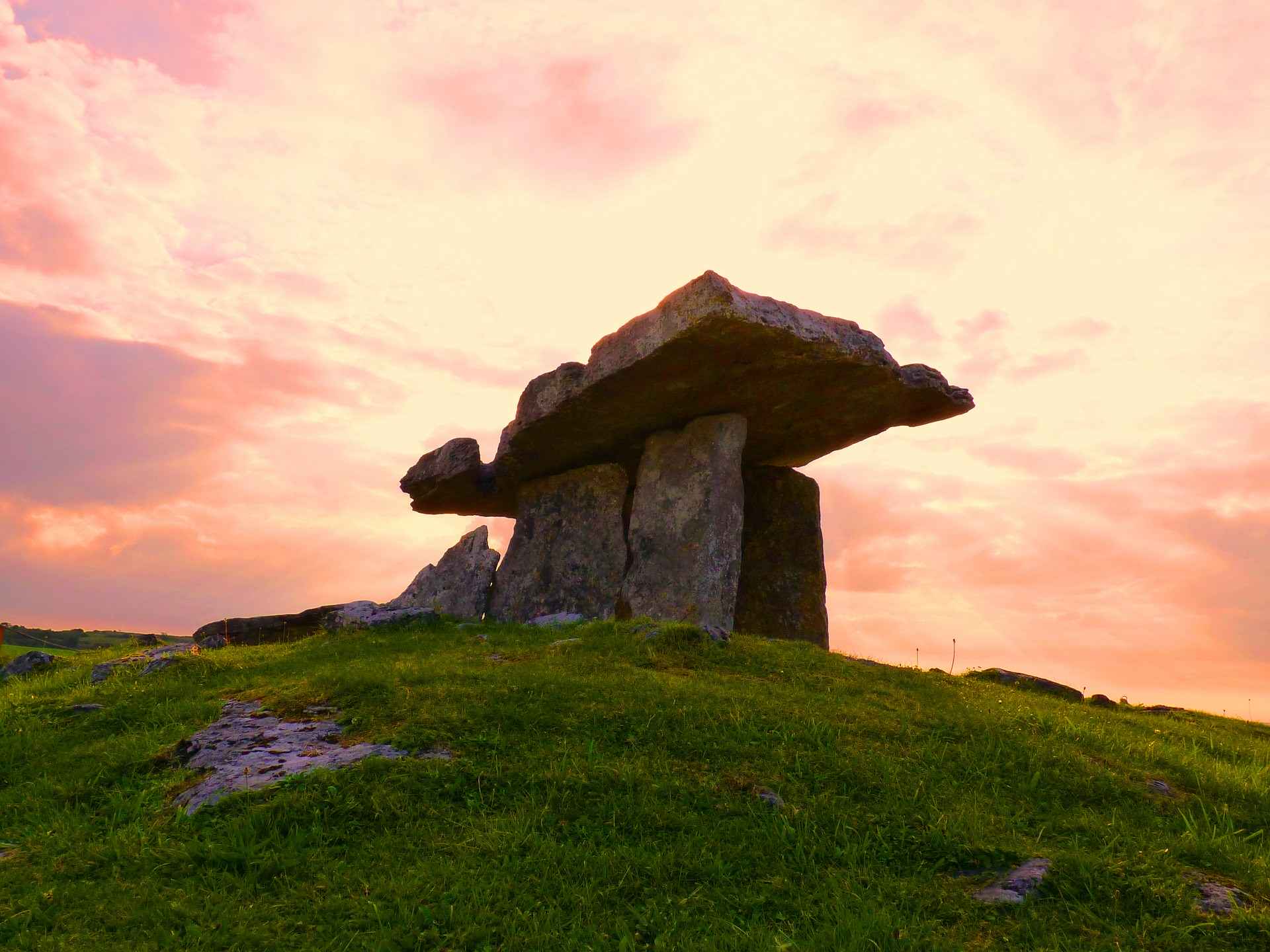 poulnabrone dolmen sonnenuntergang co kerry