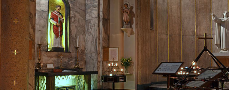 Der Schrein von "Our Lady of Dublin", eine seltene Marien-Statue aus schwarzem Eichenholz