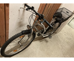 Damenfahrrad MTB Fischer, Räder 26 Zoll, Rahmenhöhe 49,5 cm, 18 Gänge, Beleuchtung, Schutzbleche, Ko