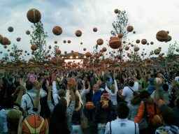 Basketball Weltrekord im fünf Minuten Massen-Dribbling