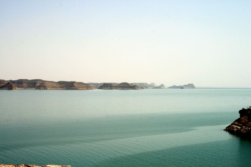 Die Landschaft rund um den Nassersee zieht Touristen an Die Landschaft rund um den Nassersee zieht Touristen an