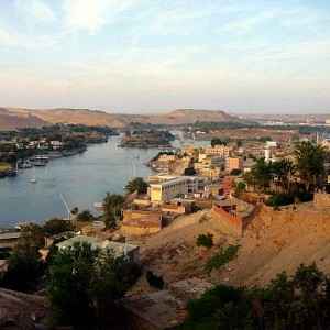 Assuan am Rande des Nassersee