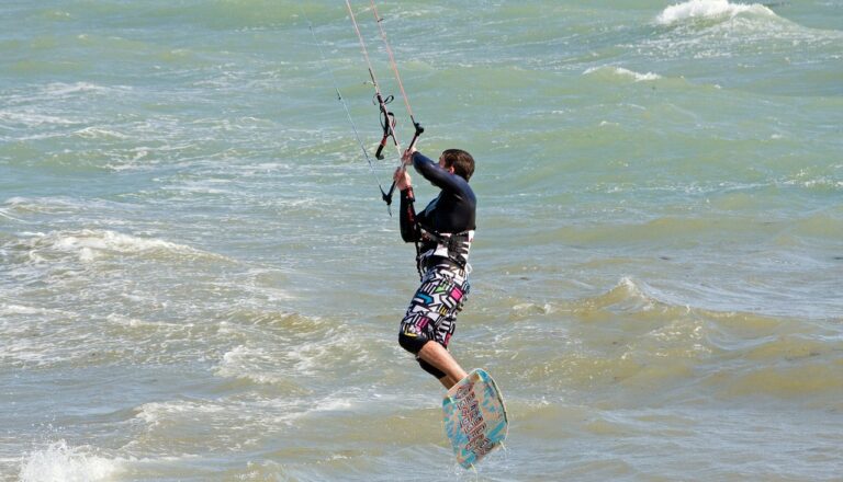 Kitesurfer