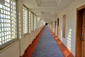 Symbolfoto Hotelkorridor