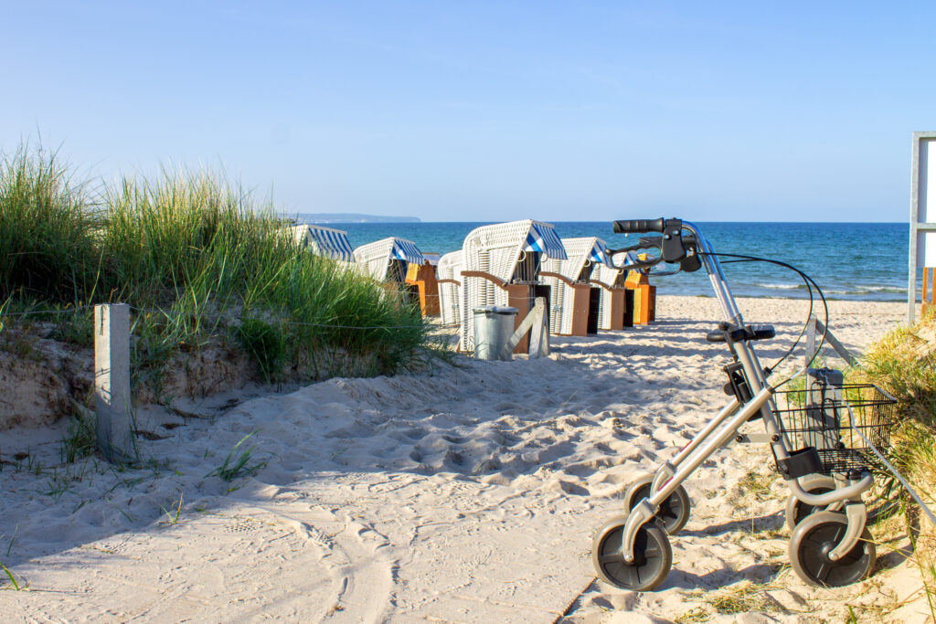 Rollator am Strand