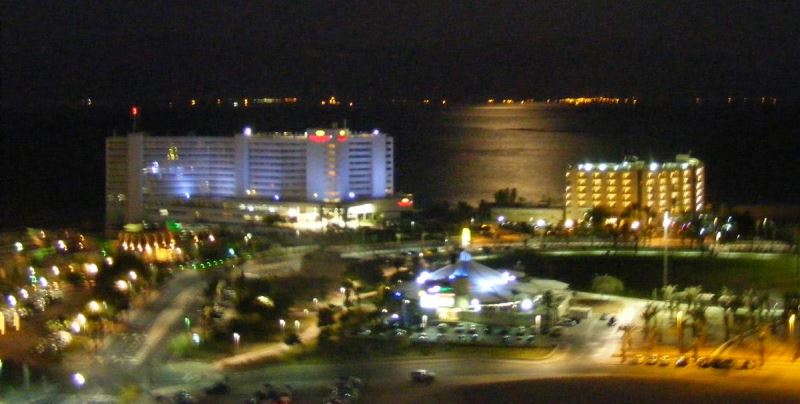 Ein Bokek - die Touristenhochburg am Toten Meer Ein Bokek - die Touristenhochburg am Toten Meer