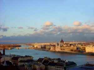 Blaue Donau, Budapest, Ungarn