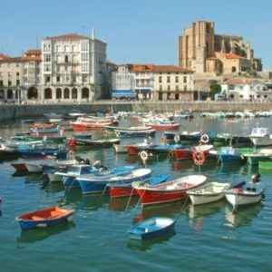 Hafen, Casto Urdiales, Kantabrien, Spanien