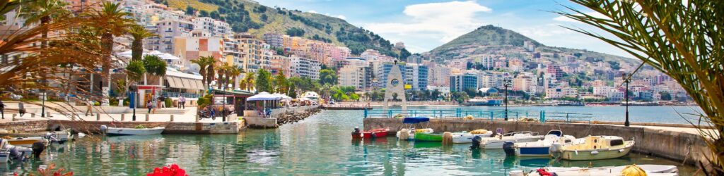 Hafen von Saranda
