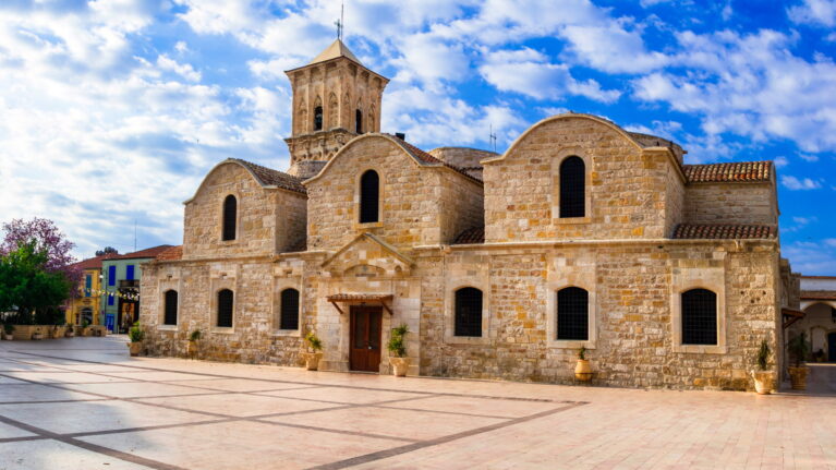 Flug nach Larnaca