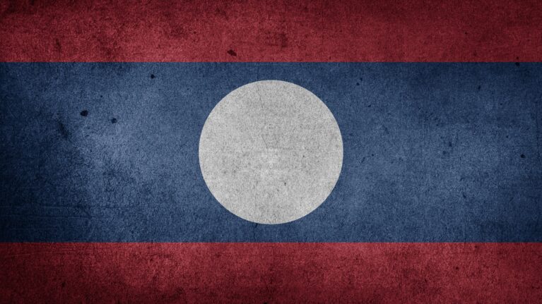 Flüge nach Laos