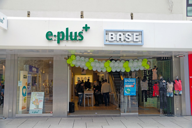 Base & E-Plus Zeil 1
