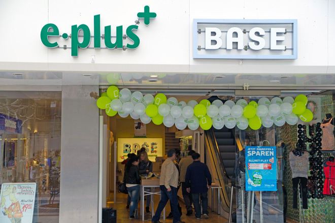 Base & E-Plus Zeil 2