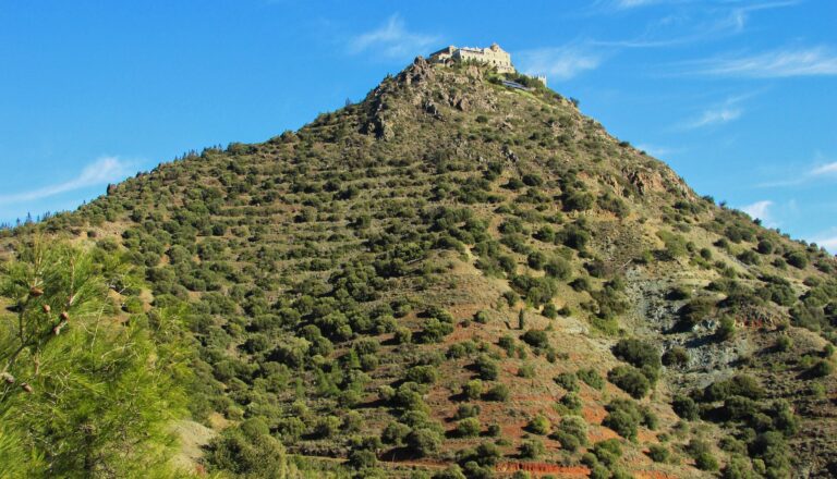 Stavrovoúni und Agía Varvára